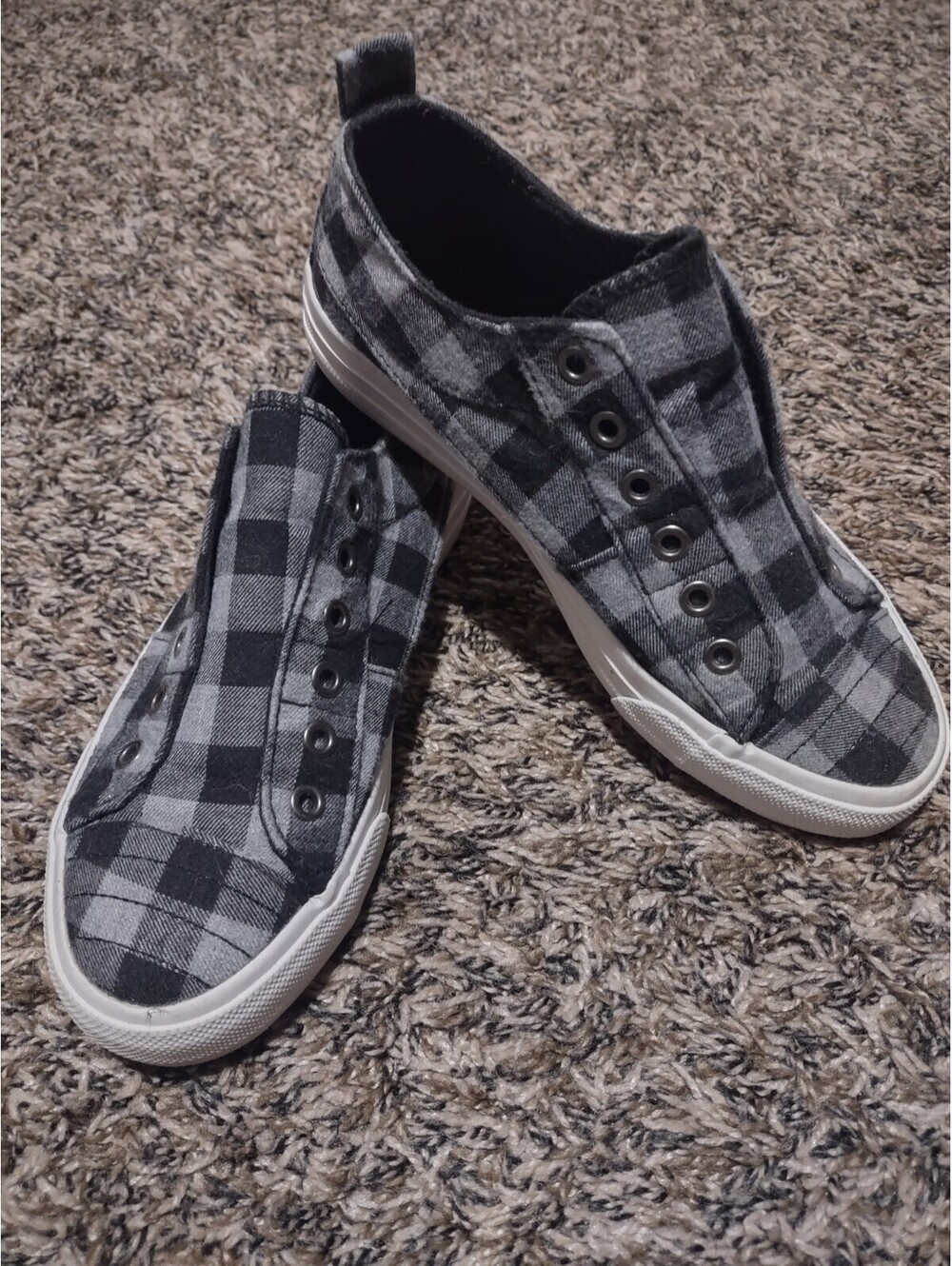 Olivia Miller Women's Black And Grey Plaid Slip In Shoes Size 6